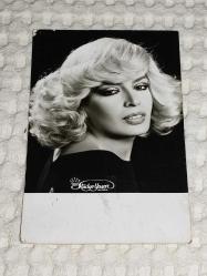 17958-ZERRİN EGELİLER**SİYAH BEYAZ FOTOĞRAF