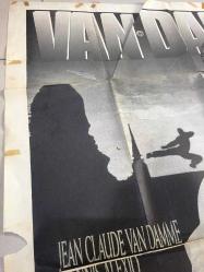 Kickboxer: Kana Kan, ORİJİNAL SİNEMA AFİŞİ - Kickboxer, 1988, FİLM AFİŞİ / POSTERİ - DEV BOY - ORİJİNAL - 135 X 94 cm EBADINDA - Original Turkish Big Size Movie Poster - Mark DiSalle, David Worth, Mark DiSalle, Jean-Claude Van Damme, Glenn A. Bruce, Dennis Alexio, Dennis Chan, Michel Qissi, Haskell V. Anderson III, Rochelle Ashana, Ka-Ting Lee, Richard Foo, Ricky Liu, Ho-Ying Sin, Tony Chan, Brad Kerner, Dean Harrington, Mark DiSalle, Richard Santoro, Louis Roth, Nickolas James, John Ladalski, Mathew Cheung, (NADİR DÖNEM AFİŞİ)