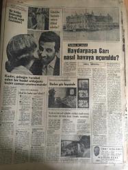HÜRRİYET GAZETESİ 16 AĞUSTOS 1964 YIL :17 SAYI :5852---Limana giren tekne emaneti getirmişti  denizde kırmızı ışık yanıp söndü ---İktisadi ablukanın kaldırılmasını  Yunan Hükümetinden talep  ettik ---Yunan basını Kıbrıs taksim ediliyor  diyor ---Radyo Programları ---Bankadan çaldığı parayı aynı bankaya yatırırken  tutuldu ---Erkeklerin  3 milyon fazla olmaları onları daha cazip  görünmeye zorluyor ---Haydar Paşa Garı Nasıl Havaya Uçuruldu ?--Fenerbahçe ye böyle antrenör  gelmedi --Galatasaray kampa girmeyecek---Beşiktaş İ.Spor önünde ilk ciddi imtihanını veriyor --Türkiye -İsrail Bugün Yarışıyor ---Clay evlendi --Adnan Şenses :Odeon plaklarında satışa arz edilmiştir ---Kayıklardan gelen malzemeler ekmek ve sudan mühimdi ---Orta öğretimde  öğrenci kayıtları  başlıyor ---Bir kadın  beğendiği erkeği nasıl cezbeder -----Erkekler kadınlarda nelere dikkat eder ----
