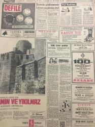 HÜRRİYET GAZETESİ 29 OCAK 1966 YIL :18 SAYI :6376---Erenköy de ki 504 Türk Mücahidi Kıbrıs ı Terk Etti ---20 gün nişanlı kaldığı kızı kezzapla yaktı ----Kravatlı eşkiya Dodo yu alnına isabet eden üç kurşun öldürdü ---İnönü AP nin Tehlikeli Bir Yola Girdiğini Söyledi ---Anneleri kömürden zehirlenip  ölen 3 kızını boynu bükük kaldı ---Ali Sami Yen Stadyumunun Otopark Konusu Hallediliyor ---Darülacezeye gitmek istemeyen İngiliz Kemal Bakırköy e yatırılacak ---Fotoğraf dalında gümüş plaketi Alaettin Büte kazandı ---İnsanlardan nefret eden kadın 1 milyon lira tutan servetini hayvanlara bıraktı ----Galatasaray -İst.Spor Oynuyor ---Ordu Takımımız Bağdat ta Irak ı 3-1 mağlup etti ---Necmi Mutlu :Özlediğimiz şampiyonluğa kavuşacağız --Profesyonel Kulüplerin bir an önce şirket haline getirilmesi isteniyor ---Göksel Arsoy ay sonunda ilk plağını dolduruyor ---Şehvetin Esiriyiz --Bir İtalya Film şirketi Boğaz da Film  çevirecek ---Neden evlenmiyorlar : Türkan Şoray ,Hülya Koçyiğit ,Ajda Pekkan --