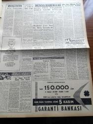 Zafer Gazetesi - 3 Kasım 1959 - Ankara Üniversitesi Açılış Töreninde Rektör Ordinaryüs Profesör Suut Kemal Yetkin'in Yaptığı Konuşma - Ankara Üniversitesi Açılış Töreninde Reisicumhur Celal Bayar Meclis Reisi Refik Koraltan Başvekil Adnan Menderes Ve Bazı Vekiller de Hazır Bulundular - Yeniden Dinamizm Kazanan Bir Memleket Türkiye - Sanatkar Halide Pişkin Toprağa Verildi - Birleşmiş Milletler'de Silahsızlanma Müzakereleri - Winston Churchill'in Heykeli - Air France'nin Ankara Paris Hattı - Tanınmış Film Artisti Gary Cooper Film Galasında Prenses Margaret İle - Dünya Çocuk Kitapları Sergisi Dün Sabah Açıldı - Hipnotizma Ve Ameliyat - Büyük Kumar Yazan Thomas Costain Yazı Dizisi - Radyo Programı - Amerikan Çelik Grevine Son Verme Teşebbüsleri - Adım Anadolu Memleket Röportajları Yazı Dizisi - Korkunç Sır Yazan Y. A. Cook Yazı Dizisi - Hakem ve Amatör Milli Takım Mevzuunda Faik Gökay'ın Sert Beyanatı - Ankaragücü Kaptanı Hasan Yedek Fenerbahçe Maçında Yaşanan Hadiseyi Anlatıyor