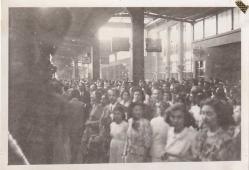 Ankara Gar İçi Hüzünlü Uğurlamalar, Heyecanlı Bekleyişler... - Demiryolları/Şehir Tarihi - Nr.248