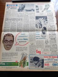 Zafer Gazetesi - 25 Şubat 1957 - Başvekil Adnan Menderes'in Mecliste Yaptığı Konuşma - Bağdat Paktı'nın Yıldönümü Başvekil Adnan Menderes'in Mesajı - Ethem Menderes'in Mesajı - Adliye Vekaletine Ait Bütçe Kabul Edildi - Basın Hürriyetine Tam Olarak Sahibiz - Sovyetlerin Mısır'a Askerî Yardımı - Devlet Demir Yolları Umum Müdürü Safa Yalçuk - Birleşmiş Milletler Türkiye'nin Kıbrısla Alakasını Teslim Etmiştir - Alsancak Stadı Maç Esnasında Çöktü 1 Seyirci Öldü - Cezayir'de Çarpışmalar Şiddetlendi - Güzel Sanatlar Balosu Çok Neşeli Geçti - Orhan Seyfi Orhon Köşe Yazısı - Buğday Bankası - Kıbrıs Meselesi Birleşmiş Milletlerde Selim Sarper'in Verdiği Beyanat - Mason Balosu Ankara Palas Salonlarında - Radyo Müzik Televizyon Dans Yazan Hikmet Münir Ebcioğlu - Ordu Maçında Haketmediğimiz Bir Mağlubiyete Uğradık - Mustafa Ertan Penaltıyı Kaçırdı - Fenerbahçe Son 10 Dakikadaki Oyunuyla Gençlerbirliğini Yendi - Fay Temizleme Tozu - Beşiktaş Beyoğluspor'u 3 1 Yendi