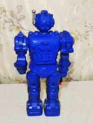 10922-MADE IN CHINA ROBOT OYUNCAK**KUSURSUZDUR**