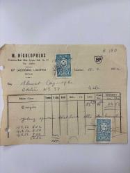 OTOMOBİL BENZİN FATURASI - 18 EYLÜL 1952 - M.NİKOLOPULOS - BP (AEGEAN) LİMİTED - ŞİLE, İSTANBUL - AHMET ÇAYIROĞLU - ISLAK İMZALI, KAŞELİ DAMGA PULU - 13 x 17 cm EBATLI ORİJİNAL FATURA