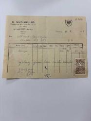 OTOMOBİL BENZİN FATURASI - 11 EYLÜL 1953 - M.NİKOLOPULOS - BP (AEGEAN) LİMİTED - ŞİLE, İSTANBUL - AHMET ÇAYIROĞLU - ISLAK İMZALI, KAŞELİ DAMGA PULU - 13 x 17 cm EBATLI ORİJİNAL FATURA