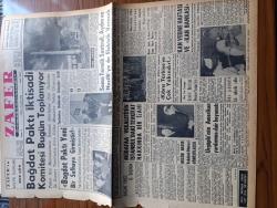Zafer Gazetesi - 17 Ocak 1958 - Bağdat Paktı İktisadi Komitesi Bugün Toplanıyor - Soma Termik Santrali Aydın ve Nazilli'ye De Elektrik Verilecek - İngiliz Başvekili Mac Millan Kıbrıs Türkiye'ye Çok Yakındır Dedi - Türkiye Büyükelçisi Suat Hayri Ürgüplü'nün Amerikan Yardımına Dair Beyanatı - Tevfik İleri'nin Pederi Hafız Celal İleri Vefat Etti - Kan Verme Haftası Ve Kan Bankası - Misket Yazan Münir Müeyyet Bekman Yazı Dizisi - Radyo Ve Haberler Yazan Hikmet Münir Ebcioğlu - Migren Tedavisi - Mister Foot Yazan Adviye Fenik - İstanbul Yüksek Ekonomi Ve Ticaret Okulunun Kuruluş Yıldönümü - Orta Doğu Teknik Üniversitesi - Piyale Makarnası - Futbol Federasyonu Başkanı Orhan Şeref Apak'ın Beyanatı - Galatasaray Beşiktaş Maçının Hazırlıkları Son Safhada - Kopenhag Ve İzmir Karmaları Bu Akşam Ankara'ya Geliyorlar - Altaylı Oyunculardan İkisi Cezalandırıldı - Şehzade Orhan Tarihi Aşk ve Macera Romanı - Ferdi Amcanın Maceraları - Vefa Dün Emniyeti Zor Mağlup Edebildi - Amerikan Kız Koleji Takımı