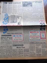 Zafer Gazetesi - 17 Ocak 1958 - Bağdat Paktı İktisadi Komitesi Bugün Toplanıyor - Soma Termik Santrali Aydın ve Nazilli'ye De Elektrik Verilecek - İngiliz Başvekili Mac Millan Kıbrıs Türkiye'ye Çok Yakındır Dedi - Türkiye Büyükelçisi Suat Hayri Ürgüplü'nün Amerikan Yardımına Dair Beyanatı - Tevfik İleri'nin Pederi Hafız Celal İleri Vefat Etti - Kan Verme Haftası Ve Kan Bankası - Misket Yazan Münir Müeyyet Bekman Yazı Dizisi - Radyo Ve Haberler Yazan Hikmet Münir Ebcioğlu - Migren Tedavisi - Mister Foot Yazan Adviye Fenik - İstanbul Yüksek Ekonomi Ve Ticaret Okulunun Kuruluş Yıldönümü - Orta Doğu Teknik Üniversitesi - Piyale Makarnası - Futbol Federasyonu Başkanı Orhan Şeref Apak'ın Beyanatı - Galatasaray Beşiktaş Maçının Hazırlıkları Son Safhada - Kopenhag Ve İzmir Karmaları Bu Akşam Ankara'ya Geliyorlar - Altaylı Oyunculardan İkisi Cezalandırıldı - Şehzade Orhan Tarihi Aşk ve Macera Romanı - Ferdi Amcanın Maceraları - Vefa Dün Emniyeti Zor Mağlup Edebildi - Amerikan Kız Koleji Takımı