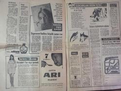 7 Gün Haftalık Aktüalite Sinema Tiyatro Müzik ve Magazin Dergisi - Bir Film Hikayesi ve Bir Röportaj: Komik Kız - Fay Deterjan Reklamı - Zati Sungur bu yıl mesleği bırakıyor - Hokkabazlık Okulu Açacak - Firuzan Sadıkoğlu: ''Yaş için sıkıntıya girmem'' diyor - Zatopek Beyazperdede - Ünlü Fransız Şarkıcısı Aznavour, Prag'da Vaslevska Meydanında - Pe Re Ja Kolonya Reklamı - Komik Kız - Funny Brice - Filmin Hikayesi - Filim başına 10 milyon lira alıyor - Barbra Streisand: ''İzmirliyim, Türkiye'de doğdum'' diyor - 100 Bin Nişanda Eli Var - Kalemkar Ziya Usta - Anadolu Bankası Reklamı - Küçük Ansiklopedi - Tarihte Büyük Yangınlar - Çiti Deterjan Reklamı - Hanımlar, sigara içmeyin! - Sigaranın kadına büyük zararı var - Çocuklar Sizin İçin - Nasrettin Hoca'dan Bir Hikaye - Köpek Lugatı - Üngörmüşler Çizgi Romanı - Bulmaca, Bilmece, Yarışma - Otele kim erken varacak? - Dışarı Nasıl Çıkılacak - Bizimkiler ve Fatoş Çizgi Romanı fotoğraf ve haberi - Tam Takım Dergi