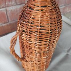 Hasır Örgü Cam Şişe Kulplu ve Kapaklı