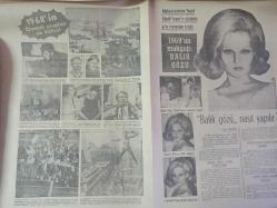 7 Gün Haftalık Aktüalite Sinema Tiyatro Müzik ve Magazin Dergisi - 1968'in Önemli olayları ve kişileri - Yıl, dünyayı sarsan ayaklanmalarla ve suikastlerle geçti - 1968'in Önemli Olayları ve Kişileri - Yılın Tüyler Ürpertici İdamı - 1969'un Makyajı: Balık Gözü Nasıl Yapılır? - Fay Deterjan Reklamı - Kadınlar kadar düşkün oldular - İngiliz erkekleri güzellikleri için 250 milyon lira harcadılar - Boşanma sebepleri üzerinde yapılan yeni araştırmalar - Hanımlar Neye Merakınız Var - Bir Anket - Kadın Nelerden Hoşlanmaz - Bilen Parmağını Kaldırsın - Çocuklar Sizin İçin - Çoban Kızının Ateş Böceği - Herşeyin bir nedeni var - Babasının beş kuruşuna muhtaç olmadan yüksek tahsil yapıyor - Ortaokuldan beri ayakkabı boyacısı - Bugün de Gülelim - Üngörmüşler Çizgi Romanı - Nazmiye Demirel'in Çilesi: Başbakan Hanımı Olmak - Eski Günler Hayal Oldu - Aile Yarışıyor - 7 Gün'ün büyük oyunu - Omo Deterjan Reklamı - Bizimkiler ve Fatoş Çizgi Romanı fotoğraf ve haberi - Tam Takım Dergi