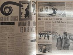 7 Gün Haftalık Aktüalite Sinema Tiyatro Müzik ve Magazin Dergisi - 15 Haziran 1969 - Sayı:29 - Zeynep Aksu - Postacının Getirdikleri - Öteden Beriden - Papatya Falı - İzmir'li bir Türk moda dünyasına yenilik getirdi! - Gerektiğince anlayışlı bir eş misiniz? - Evlilikte kadının anlayışlı olması birinci şarttır - Bir Su Samuru Vardı Filmin Hikayesi - V. Mc Kenna - Bill Travers - Ev Doktoru - Hayat Kurtaran Makina - Rauf Sezer - Doğum Günün Kutlu Olsun Muzaffer Tema - İnsanlık Ölüme Çare Arıyor - Beş Günde Üç Kalp Değiştirdi - İkinci Bir Aşkı Daha Var - Sinamamızın Sevilen Yıldızlarından Zeynep Aksu'nun İkinci ve En Büyük Aşkı: Deniz... - Zengin Bir Kibrit Kolleksiyonu Bulunan Hayal Necipoğlu Diyor Ki: Dünyanın En Zevkli İşi Benimkidir - Zina Nedir? - Özkan Tikveş - Avukatınız Diyor Ki - Cahit Uçuk'tan Güzel Bir Hikaye - Gider Ayak - Asi Gençler Fotoromanı - Bilmece Bulmaca - Ulvi Okar - Bu Resim Kimin? - Hediyeli Bulmaca - Sevim Tuna'nın Kanarya Müzesi fotoğraf ve haberi Tam Takım Dergi