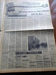 Milliyet Gazetesi - 17 Haziran 1962 - Hükümet En Geç Çarşamba Günü Toplanacak - Devlet Bakanı Nihat Su'da Adalet Partisinden İstifa Ediyor - CHP 6 Yıl Cezalıların Affına Taraftar - İsmet İnönü'nün Daveti İle Bağımsızlar Toplantıya Katıldı - 147'ler İçin Yeniden Kürsüler Kuruluyor - Gizli Ordu Cezayir Belediye Sarayını Yerle Bir Etti - Çetin Altan Köşe Yazısı - İstiklal Caddesi 1 Temmuzda Kapatılıyor - Ayşecik Ateş Parçası Filmi Başrolde Zeynep Değirmencioğlu - Abdülcanbaz'ın Maceraları Çizen Turhan Selçuk - Halit Kıvanç Köşe Yazısı - Gelin Taşı Yazan Yaman Koray Yazı Dizisi - Kızıl Kadırga Yazan Abdullah Ziya Kozanoğlu - Allahlık Ali Bey Çizen Swan - 27 Mayıs'ın Gerisindeki 5 Yılın Hikâyesi Yazı Dizisi - Orhan Erkanlı'nın Ağzından 28 Nisandan 27 Mayıs'a - Şımarık Artistler Hollywood'u Alt Üst Etti - Elizabeth Taylor - Marilyn Monroe - Galatasaray Milli Lig Şampiyonu Oldu - Fenerbahçe İsteyen Oyuncusuna Bonservis Verecek - 1962 Şili Dünya Kupası