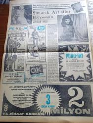 Milliyet Gazetesi - 17 Haziran 1962 - Hükümet En Geç Çarşamba Günü Toplanacak - Devlet Bakanı Nihat Su'da Adalet Partisinden İstifa Ediyor - CHP 6 Yıl Cezalıların Affına Taraftar - İsmet İnönü'nün Daveti İle Bağımsızlar Toplantıya Katıldı - 147'ler İçin Yeniden Kürsüler Kuruluyor - Gizli Ordu Cezayir Belediye Sarayını Yerle Bir Etti - Çetin Altan Köşe Yazısı - İstiklal Caddesi 1 Temmuzda Kapatılıyor - Ayşecik Ateş Parçası Filmi Başrolde Zeynep Değirmencioğlu - Abdülcanbaz'ın Maceraları Çizen Turhan Selçuk - Halit Kıvanç Köşe Yazısı - Gelin Taşı Yazan Yaman Koray Yazı Dizisi - Kızıl Kadırga Yazan Abdullah Ziya Kozanoğlu - Allahlık Ali Bey Çizen Swan - 27 Mayıs'ın Gerisindeki 5 Yılın Hikâyesi Yazı Dizisi - Orhan Erkanlı'nın Ağzından 28 Nisandan 27 Mayıs'a - Şımarık Artistler Hollywood'u Alt Üst Etti - Elizabeth Taylor - Marilyn Monroe - Galatasaray Milli Lig Şampiyonu Oldu - Fenerbahçe İsteyen Oyuncusuna Bonservis Verecek - 1962 Şili Dünya Kupası
