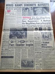 Milliyet Gazetesi - 13 Haziran 1962 - İsmet İnönü Yeni Türkiye Partisi Ve Cumhuriyetçi Köylü Millet Partisi Liderleri İle Görüştü - Üçlü Bir Koalisyon İhtimali Kuvvetlendi - Cevdet Perin Adalet Partisinden Çekildi - Millet Partisi Kuruluyor - İstanbul'a Gelen Ünlü Fransız Aktristi Marie Bell'e 4 Kırmızı Gül - Sovyetler 35 Milyon Türk'ü Ruslaştırmaya Çalışıyorlar - Dün Bir Öğrenci Daha İmtihandan Sonra Öldü - İslamiyet Afrika'da Hızlıca Yayılıyor - Çetin Altan Köşe Yazısı - Sarışın Bomba Jayne Mansfield Bir Sütyenle Kaldı - Amerikalı Astronot Yarbay John Glenn'in Dostluk 7 Kapsülü İstanbul'a Geldi - Akbaba Dergisi Hüseyin Korkmazgil Yusuf Ziya Ortaç Ve Rıfat Ilgaz - Abdülcanbaz'ın Maceraları Çizen Turhan Selçuk - Gelin Taşı Yazan Yaman Koray Yazı Dizisi - Kızıl Kadırga Yazan Abdullah Ziya Kozanoğlu Yazı Dizisi - Cici Can Çizen Bedri - 27 Mayıs'ın Gerisindeki 5 Yılın Hikâyesi Hazırlayanlar Ömer Sami Coşar Abdi İpekçi - Zaman Ve Şöhrete Karşı Yıkılmayan Şöhretler - Katherine Hepburn
