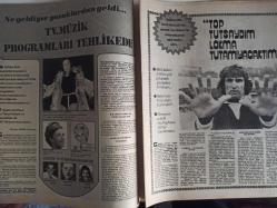 TV'de 7 Gün Haftalık Aktüalite Sinema Tiyatro Müzik ve Magazin Dergisi - 30 Haziran 1975 - Sayı:21 - Can Akbel Fuar'ın Assolisti - ''Bendeniz Bay Uzunkulak'' - Charles Boyer - Rudolph Valentino - - Esen Ünür - Mediha Şen - Gönül İpek - Selahattin Pınar - Saadettin Kaynak - Timur Selçuk - Sabri Dino - İlhan İrem de ''Bahçıvan'' oldu - Çetin Çeki, TV Haberleri Müdür Yardımcısı oldu - Atilla Yelken - Baba Cartwright - Hulusi Kentmen - Atıf Kaptan - Kadir Savun - Semiha Yankı olayı - Kamuran Akkor Rüzgarın Hışmına Uğradı - Tahsin Öztin - Deveyi tanır mısınız? - Emel Sayın - Yılmaz Güney - Jack Lemmon - Nurhan Damcıoğlu - Macit Flordun - John Steinbeck - Yeşim Posteri - ''DKD'' kursları için halkevlerine akın başladı - Karakolda filmi niçin oynatılmadı? - 3, İstanbul Festivali neden TV'de gösterilmiyor? - Yasemin Kumral Dereden Tepeden - Nilüfer - İlhan İrem - Ali Rıza Binboğa - Semiha Yankı - Halit Kıvanç - Sezai Solelli - Semih Polat fotoğraf ve haberi - Posterli Tam Takım Dergi