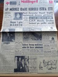 Milliyet Gazetesi - 6 Haziran 1962 - Adalet Partisi İdare Kurulu İstifa Etti - Necmi Ökten Adalet Parti'sinden İstifa Etti - Beşer 1 Yıla Mahkum - CHP Meclis Grubu İsmet İnönü'ye Yetki Verdi - Tanınmış Sinema Yıldızı Van Heflin İstanbul'da - Sadece Hesap Makinesi Çalan Bir Hırsız Yakalandı - Cemal Gürsel Bugün İsmet İnönü'den Başkasına Başbakanlık Tevdi Edilemez Dedi - Ayasofya Müzesinin Minaresinde Yangın Çıktı - Çetin Altan Köşe Yazısı -  Araba Vapuru Kuyruğu Dün Yıldız'a Kadar Uzadı - Gelin Taşı Yazan Yaman Koray Yazı Dizisi - Kızıl Kadırga Yazan Abdullah Ziya Kozanoğlu Yazı Dizisi - Cici Can Çizen Bedri - Tombik Çizen Trog - 27 Mayıs'ın Gerisindeki 5 Yılın Hikâyesi Hazırlayanlar Ömer Sami Coşar Abdi İpekçi -  Fellini'nin Yaptığı Bir Filmle İtalyan Sosyetesinin İpliği Pazara Çıktı - Grundig Radyo - Lambretta Motorsikletlerin Büyük Rally Kafilesi Geldi - Fenerbahçe İle İddialı Maç Yapacağız - Karagümrük Tarık Kutver'i 50 Bin Liraya Galatasaray'a Verecek - Galatasaray Beşiktaş
