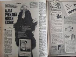 TV'de 7 Gün Haftalık Aktüalite Sinema Tiyatro Müzik ve Magazin Dergisi - 12 Ocak 1976 - Sayı:3 - Zafer Cilasun - Ajda Pekkan - Peter Falk - Tanımadığınız Columbo - Ülkü İnset - Cem Karaca - Barış Manço - Ekran Başı - Hikmet Feridun Es - Canan Oğuz - Güneş Tecelli - Tuna Huş - Ülkü İmset - Ajda Pekkan'a Ekran Yasak - Hanife Hala da Resim Çekiyor - Telespor'un İstanbul Seferi - Bekir Sıtkı Sezgin - Hülya Sözer - Terzi Yusuf Televizyonu Alamıyor - Semiramis Pekkan - Ayhan Işık - Fatma Girik - Çolpan İlhan - Çolpan İlhan - Ümit Tokcan Posteri - Nuriye Kantar - Bilge Baykara - Melek Dener - Böyle Bir Seçil Heper Seyredecektik - Elçin Temel - Radyo ve TV'de bir Doktor Şair Konuşmacı Var - Tele Arkadaş - Güneş Tecelli - Tahsin Öztin - Hikmet Feridun Es - Sözün Gelişi - Yüzdeki Sivilceler - Ahmet Günday - Bay Yarımsaç Türk TV'sinde - Kirk Douglas'ın Dünü Bugünü - Mutlu Bir Aile fotoğraf ve haberi - Posterli Tam Takım Dergi