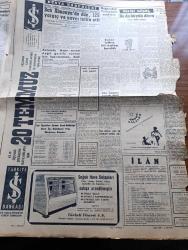 Cumhuriyet Gazetesi - 5 Temmuz 1962 - Adalet Partisi Hükümet Programını Redde Karar Verdi - Hasankeyf'de Yapılacak Üç Kemerli Köprü - Ticaret Bakanı Muhlis Ete 2. 6 Aylık İthalat Programı Ve İhracat Rejimini Açıkladı -  Genelkurmay Başkanı Orgeneral Cevdet Sunay Brüksel Toplantısı İçin Olmaz Böyle Şey Dedi - Cezayir'de Milli Kurtuluş Cephesi Dün İkiye Bölündü - Soruşturma Komisyonu Mehmet Baydur'u Suçsuz Buldu - Adana Trenine Sabotaj Yapılmak İstendi - İlhan Selçuk Köşe Yazısı - Esat Tekeli Köşe Yazısı - Gecenin Ucundaki Işık Yazan Peride Celal Yazı Dizisi - Deniz Hastanesi - Esrar İçilen Bir Kulüp Basıldı - Başkan Kennedy Atom Savaşı Değil Gerilla Savaşı İçin Hazırlanmalı Dedi - Irak'ta 23 Yabancı Şirket Kapatıldı - İstanbul Ankara Radyosu Programı - 303  Gün Süren Milli Lig Maratonundan Notlar - En Az Gol Yiyen Takım Galatasaray - En Çok Gol Atan Takım Fenerbahçe - Transfere Futbolcu Değil Kulüp Hegemonyası Hakim - Federasyon Kupası Kürek Yarışmaları Çekişmeli Geçecek -- Korem Bayer