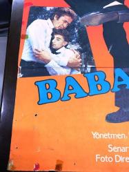 BABASININ OĞLU, ORİJİNAL SİNEMA AFİŞİ -1986, FİLM AFİŞİ / POSTERİ - BÜYÜK BOY - ORİJİNAL - 99 X 66 cm EBADINDA - Original Turkish Big Size Movie Poster - Cüneyt Arkin, Hulki Saner, Sadri Alisik, Cüneyt Arkin, Tevhid Bilge, Nilgün Ersoy, Ahmet Eskici, Yüksel Gözen, Aydin Haberdar, Toron KaracaogluAysel Kiper, SANER FİLM, HULKİ SANER (RESTORASYONLU DÖNEM SİNEMA AFİŞİ, NADİR AFİŞ)