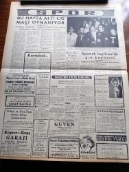 Halkçı Gazetesi - 18 Kasım 1954 - Bir Demokrat Parti'nin Halkçı Gazetesine Demeci Bir Milletvekilinin Kürsüden İndirmeye Kalkmanın Demokratik Zihniyetle Alakası Yoktur - Atatürk Bayramı İçin Hazırlık Yapılıyor - Adnan Menderes'in Düşmanları - Devlet Bakanı Mükerrem Sarol İstifa Etmek İstemiş - Osman Bölükbaşı'nın Basın Toplantısı - Demokrat Parti'nin Devletçiliği Yazan Ali Rıza Erem - Kıbrıs'a 103 Türk Bayrağı Gönderildi - Silviya'nın Avrupa Gezisi Resimli Romanı - Güzel Regina Dedektif Cardoc'un Maceraları Yazan Georges Dejean Yazı Dizisi - Komünistlerin Müdafaa Bloku - Uçan Dairelerle İlgili Bir Şirket - Filistin Mültecileri Meselesi - Hüseyin Cahit Yalçın'ın 50 Yıllık Siyasi Hatıraları Meşrutiyet Devri Ve Sonrası Yazı Dizisi - Ölü Kafası Pelerin Altında İşlenen Cinayet Yazan Ketlin Veyd Yazı Dizisi - Polis Hafiyesi Bil Morton Çizgi Roman - Binbir Sırrı Olan Adam Eski Polis Müfettişi Thorp'un Hatıraları Yazan Arthur Thorp - Bu Hafta Altı Lig Maçı Oynanıyor - Beşiktaş Beyoğluspor