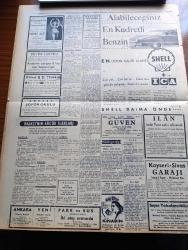 Halkçı Gazete - 19 Mayıs 1954 - Üniversitesilerde Atatürk'ün Hayatıyla İlgili Çalışmalar - Fuad Arna İle Millet Gazetesi Yazıişleri Müdürü Hüsnü Zeki Söylemezoğlu Evvelki Günkü Duruşmaları Sırasında Fotoğraf - İmam Hatip Okulunun Dün Yapılan Seçme Müsabakasına 201 Öğrenci Katıldı - Masa Futbolu Şampiyonası - Türkiye'nin Fransa'ya Olan Ticari Borçları - Altın Fiyatları Yükseliyor - Güzel Regina Dedektif Cardoc'un Maceraları Yazan Georges Dejean Yazı Dizisi - Namık Zeki Aral Köşe Yazısı - Çetin Altan Köşe Yazısı - Müslüman Kardeşler Lideri El Hudeybi Halk Mahkemesi Karşısında - İsmet İnönü'ye Sövmek - Hüseyin Cahit Yalçın'ın 50 Yıllık Siyasi Hatıraları Meşrutiyet Devri Ve Sonrası Yazı Dizisi - Baykara'nın Serüvenleri Baykara Hollywood'da Çizgi Roman - Ölü Kafası pelerin Altında İşlenen Cinayet Yazan Ketlin Veyd Yazı Dizisi - Binbir Sırrı Olan Adam Eski Müfettiş Thorp'un Hatıraları Yazan Arthur Thorp Yazı Dizisi - Shell - Film Ve Dans Yıldızı Nimet Alp Esenparkta - Devlet Tiyatrosu