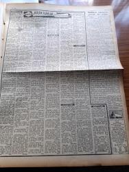 Ulus Gazetesi - 6 Şubat 1959 - Almanya Türkiye'ye Yardımı Durdurdu - 2. Dünya Savaşı'nda Türkiye'de El Konulan Alman Mallarının Geri Verilmesi İsteniyor - Küba İhtilali Kahramanı Fidel Castro'nun Kızkardeşi Augustino Castro İsviçre'de Öğrenci - Türk Yunan Görüşmeleri - Tanıdınız Mı Brigitte Bardot - Yabancı Üniversite Nasıl Kurulmuştur - Sinema Facialarından Sonra İstanbul'da 3 Sinema Kapatıldı - Yakup Kadri Karaosmanoğlu Köşe Yazısı - Alaattin Tiritoğlu Cumhuriyetçi Köylü Millet Partisi'nden Dün İstifa Etti - İşçiler Ve Onların Partisi Yazan Ali Rıza Arı - Kuklalar Yazan Oktay Verel Yazı Dizisi - Hiciv Mektubu Gönderen Zonguldak Defterdarı Hikmet Koç Tevkif Edildi - Pater Pançali Yazan Adalet Cimcoz - Ankara'da Sinemalar Ve Tiyatrolar Programı - Memetle Memet Yazan Ve Çizen Tonguç Yaşar - Baykara Tutsak Çizgi Roman - Ruti Değirmenli Yumak - Dertli Ana Filmi Başrolde Nedret Güvenç Ve Ahmet Mekin Melek Ve San Sinemasında - Şekerbank - Dansözler Kraliçesi İnci Birol Yeni Tiyatroda