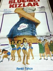 BLUCİNLİ KIZLAR (Hot T-Shirts), 1980, SİNEMA FİLM ÇİZİM AFİŞİ / POSTERİ  - BÜYÜK BOY - ORİJİNAL - 100 X 68 cm EBADINDA - Original Turkish Big Size Movie Poster - Chuck Vincent, Chuck Vincent, Bill Slobodian, Walter Olkewicz, Glenn Mure, Stephanie Lawlor, Pauline Rose, Nathan Tamarin, Licia Colombi, Laura Osment, Cecile Mann, Molly Malone, Dulce Mann, Roberta Sumner, Margot DuMont, Montanna Station, Marian Vitale, Corinne Wahl, Paul Giaccobbe, Randy West, Lee Handler, ÖZEN FİLM - ÇİZER: ÖMER MUZ