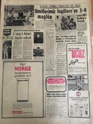 HÜRRİYET GAZETESİ 8 HAZİRAN 1967 YIL :20 SAYI :6867--Mısır Ateş-kes -i kabul etmedi ---Mısır da askeri darbe --İsrail kuvvetleri Süveyş e vardı Kahire banliyösü bombalandı --Sovyetler Orta-Doğu da Bir Çatışmaya Girmek İstemiyor ---Dolapdere sırtındaki çöplük ve gecekonduları kaldırılamıyor ---Amerika nın bütçe  açığı 300 milyon dolar olacak ---Toto dan 232 bin lira kazanan ustanın akrabası bize de bir şey düşer --Ümitlerimiz İngiltere ye 3-0 mağlup ---Galatasaraylı Ayhan ı Beşiktaş transfer  edecek ---Spor -Toto Kupası finali için Beşiktaş ve Fenerbahçe nin hazırlıkları  devam ediyor ---Lazio Can ı Beşiktaş verecek ---Güzel Marya yı Bulgarlar Kurşun Yağmuruna Tuttu ----Sahte dolar ile çikolata almak isterken yakalandı ---Brigitte Bardot ile Von Opel ikinci balayında ---Almanya dan çalınan otomobilleri  satan komisyoncu yakalandı ----Koçhisar da polis ve bekçilerle siviller kavga etti ---Orta doğu savaşında  ölen  gazetecilerin  sayısı üçe yükseldi ----