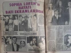 TV'de 7 Gün Haftalık Aktüalite Sinema Tiyatro Müzik ve Magazin Dergisi - 5 Aralık 1983 - Sayı:50 - Mesut Mertcan: ''Bu Son Olsun'' - Damat Bey Böyle Gitti - Talih Kuşu Nikahta - Gelin Hanıma İlk Ültimatom - Bu Takılar Adana'dan geldi - Göksel Arsoy'u Yaratan Film - Hikmet Feridun Es - Ekranın İçinden - Suavi Sualp - Ahmet Üstel - Sanat Dünyasında Bir Dayanışma Anıtı - ''Uykudan Önce'' için son sözü Başbakanlık söyleyecek - Hülya Koçyiğit'e Çifte Darbe - Annesi komaya girdi - Zerrin Özer ablası için kilo veriyor - Esen Ünir - Kim, kimden, nasıl hesap soracak? - Ersan Erdura - Kim bu Sinderella? - Sophia Loren'in hayatı batı erkanlarında - Carlo Ponti - Ayşe Egesoy - Füsun Önal üşütecek! - Sevim Deran'ı makasladılar - Halit Kıvanç bir sırrını açıklıyor - Dünyanın en ünlü bale dansörü ekranlarımızdan geçti - TV Stüdyolarının Ekran Arkası - Selahattin Alpay - ÖMer Şan - Erşan Başbuğ - İlyas Tüfekçi - Richard Burton - Elizabeth Taylor fotoğraf ve haberi - Tam Takım Dergi