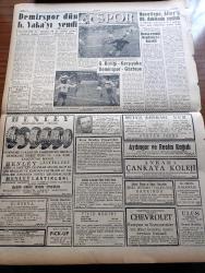 Ulus Gazetesi - 15 Mart 1959 - Memleket Kıymetli Bir Evladını Kaybetti Faik Ahmet Barutçu Dün Hayata Gözlerini Yumdu - Başbakanlık Müsteşarı Ahmet Salih Korur - Din Politikaya Alet Edilmektedir - Arap Cumhuriyeti İle Irak Savaş İçin Hazırlanıyor -  Kıbrıs Türk Gizli Mukavemet Teşkilatı Volkan Da Silah Teslim Edecek - Küba'da 7 Kişi Daha İdam Edildi - Kerkük'lü Türklere Baskı - Toplantı Ve Gösteri Kanununa Aykırı Olarak Yapılan Tören - Göztepe Gençlerbirliği Maçından Görsel - Fransa Deniz Kuvvetlerini  NATO Emrinden Alıyor - Kuklalar Yazan Oktay Verel Yazı Dizisi - Profesör Faruk Erem'in Konferansı - Kapatılan Mithatpaşa Kolejinin Yatılı Öğrencileri Açıkta - Eskişehir Çocuk Cezaevinde Kitaplık - Ankara'da Sinemalar Ve Tiyatrolar Programı - Memetle Memet Yazan Ve Çizen Tonguç Yaşar - Baykara Tutsak Çizgi Roman -   Her Akşam Turistik Göl Gazinosu Ramazan Eğlenceleri - Recep Adanır Oynadı Beşiktaş Kazandı - Neşe Karaböcek - Henley Lastikleri - Demirspor Dün Karşıyaka'yı Yendi - Chevrolet