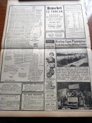 Ulus Gazetesi - 16 Mart 1959 - Faik Ahmet Barutçu'yu Saygı İle Anarken Yazan İsmet İnönü - Memleketimizin Büyük Kaybı Faik Ahmet Barutçu Bugün Resmi Törenle Toprağa Verilecek - Viyolonist Gülden Aruman Konser Verecek - Güreşte Şampiyon Olduk - Talat Paşa'yı Anma Töreni - Atina'da Grivas İçin Karşılama Hazırlığı - Abdülnasır Musul Ayaklanması Son Değildir Diyor - 23 Kişi Göz Bağışında Bulundu - Türkiye Göz Bankasının Genel Kurulu Toplandı - Milli Lig Ankara Maçları - Demirspor Göztepe İle Gençlerbirliği De Karşıyaka İle 1 1 Berabere Kaldı - Atatürk'ün Adana'ya Gelişinin 36. Yıldönümü - Kuklalar Yazan Oktay Verel Yazı Dizisi - Tarihte Bugün İstanbul'un İşgali - Son Osmanlı Mebusan Meclisi İstanbul'un İşgali Yazan Ali Rıza Erem - Tamek Konserveleri - Barutçu Ve Son Seyahati Hıfzı Oğuz Bekata - Ankara'da Sinemalar Ve Tiyatrolar Programı - Ruti Değirmenli Yumaklarını Kullanınız - Henschel 12 tonluk Diesel Kamyonları - Kızılay Eşya Piyangosu - Kadın Terzisi Sedat Kandemir - İrfan Baydar