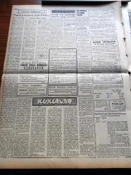 Ulus Gazetesi - 17 Mart 1959 - CHP Meclis Grup Başkanvekili Ankara Milletvekili Faik Ahmet Barutçu Dün Resmi Törenle Toprağa Verildi - CHP Genel Başkanı İsmet İnönü Merhum Faik Ahmet Barutçu'nun Ailesine Başsağlığı Dilerken - Kahire'de Kasım Aleyhine Miting - Kruşçef Nasır'a Çatan Bir Konuşma Yaptı - Öğretmene Tabanca Çeken Lise Öğrencisi - CHP'den Demokrat Parti'ye Geçen Hüseyin Şahin Protesto Ediliyor - 16 Mart Şehitleri Dün De Anıldı 18 Mart Zaferi Yarın Kutlanıyor - İstanbul'da CHP Faik Ahmet Barutçu Ocağı Açılacak - Kıbrıs'ta Bugün Bakan Seçilecek - Öğretmen Okullarının 111. Kuruluş Yıldönümü Dün Törenle Kutlandı - Kuklalar Yazan Oktay Verel Yazı Dizisi - İmtiyazsız Sınıfsız Yazan Salahattin Hakkı Esatoğlu - Mimar Sina Tarzı Cami Hakkında - Kastamonu Milletvekili Zeki Cemal Vefat Etti - Ankara'da Sinemalar Ve Tiyatrolar Programı - Memetle Memet Yazan Ve Çizen Tonguç Yaşar - Baykara Tutsak Çizgi Roman - Fenerbahçe Beşiktaş Yarın Karşılaşıyor - Kıbrıs Türk Spor Teşkilatı Başkanı