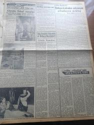 Yeni İstanbul Gazetesi - 19 Mayıs 1955 - 19 Mayıs'ın 36. Yılı Bugün Kutlanıyor - Makarios Kahire'ye Gidiyor - Meclis Kiraların Tahdidine Dair Tasarının Tümünü Kabul Etti - Amerikan Başkanı Eisenhower Sovyetlere Karşı İhtiyatlı Olacağız Diyor - Fuat Köprülü'nün Devlet Vekilliğine Tayini Anayasanın 49. Maddesine Aykırıdır - İstanbul'a Gelen Nato Koleji Heyeti Başkanı Mareşal Darwal