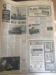 HÜRRİYET GAZETESİ  20 AĞUSTOS 1968 YIL :21 SAYI :7297---Hamido :Eşkiyalık yaparken daha rahattım ---Korkuyorum :Yine Silahlanıp dağa mı  çıkayım ?--Van da hastane açan Demirel e doktorsuzluktan şikayet edildi ---Makarios : Kıbrıs meselesi  yeni bir  safhaya girdi dedi ----Bir ara ile aynı kamyona çarpan iki oto da dört kişi öldü ----Sessiz sinemanın seks bombası Mae West uzun yıllar sonra 76 yaşında yeni bir filmde rol alacak ---Fenerbahçe ,her mevkin  tek adam ını arıyor ---Cemil Erkök : Disipline  uymayana  güreş yok ---Osman gitti Kuzman geldi --Fenerbahçe taraftarlarının ateşli olduklarını duyduk ---Dünyanın en küçük Go-Kart sürücüsü henüz 4 yaşında ---New York ta inşa edilen çarşıda 58 dükkan  var ---Toto da 13 bilen  3 kişi 115 er bin lira alacak --42 Ülkenin katıldığı İzmir Fuarı Bugün açılıyor ---Jet Bakan Türk Doktorları Yurda Davet Etmek Üzere Amerika ya Gidiyor ---