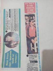 30 Mart 1982 - Arda Vural'ın bir ayağı Almanya'da bir ayağı Türkiye'de - Fenerbahçe'nin eski antrenörünün hedefi yeni sezonda Türkiye'de çalışmak - Eşi rahatsız olduğu için uzun süre kortlardan uzakta kalan ünlü raketin başarısız oluşu dikkat çekti fotoğraf ve haberi - Tek Yaprak Arkalı Önlüdür