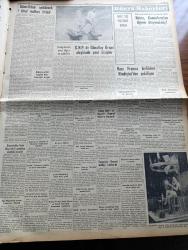 Yeni İstanbul Gazetesi - 5 Haziran 1955 - Mustafa Nermi Köşe Yazısı - Dörtlü Konferans İçin Batı Teklifi 18 Temmuz - Fenerbahçe Zayıf Alman Takımı E. S. V. München'i Yendi - Sovyet Lideri Nikita Kruşçef Bükreş'te - Cumhuriyet Halk Partisi İçinde Kaynaşma Artıyor - İngiltere'de Grev Sanayide Vahim Bir Tesir Yarattı - Gümrükten Çekilmesine İzin Verilen Maddeler - İş Ve İşçi Bulma Kurumu Teşkilat Ve Vazifeleri Hakkında Yeni Tasarı - Alman Bahriyesi Doğuyor Yazan Tevfik İnci - Huzur Hasreti Yazan Mehmet Davaz Yazı Dizisi - Beyazıt Esnafı Beyazıt Ve Eminönü'nde Yerleşecek - Irak Başvekili Nuri Said Paşa Bugün Londra'ya Gidiyor - Anıtları Koruma Derneği Kuruldu - Dördüncü Dünya Petrol Kongresi - Saadet Bekçisi Yazan Zeliha Harun Yazı Dizisi - Haftanın Sanat Olayları - Boksör Garbis Bu Gece Cezayir Şampiyonu İle Döğüşüyor - Kadın Ve Moda - Atmalarda Hiçbir Türk Atleti Listeye Giremiyor - Celal Bayar Galatasaray Kulübünde - Gripin - Çapamarka - Opon Ağrı Kesici