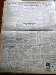 Yeni İstanbul Gazetesi - 27  Mayıs 1955 - Barışla Savaş Arasında Mustafa Nermi Köşe Yazısı -  İngiliz Seçimleri Tasnifinde Muhafazakar Parti Önde - İngiltere Türkiye'ye Yeni Kredi Teklifinde Bulundu - Kruşçef Ve Bulganin Belgrad'da - NATO Akdeniz Kuvvetleri Komutanı Amiral Sir Guy Grantham İstanbul'a Geldi - Rusya Dörtlü Konferans İçin Batı Teklifini Kabul Etti - İşçiler Ve Kıbrıs Davası - Abidin Daver Şilebi Haziran'da Bitecek - Esirler Gölü Yazanlar Kemal Avan H. Avan Yazı Dizisi - Türk Oftalmoloji Kongresi Açıldı - Bergama'da Kurulacak İplik Ve Dokuma Fabrikası - Türkkuşu Ekibi Paris'e Hareket Etti - Amerika'da Müthiş Kasırga - İstiklal Caddesinde Değişiklik Sinemalar Caddesi Bankalar Caddesi - Saadet Bekçisi Yazan Zeliha Harun Yazı Dizisi - Dünya Bankasının Şimdiye Kadar Verdiği Para - Türk Vezir Ve Paşalarının İştirak Ettikleri İlk Balo - Tarihi Kırkpınar Güreşleri Bugün Törenle Başlıyor - Fenerbahçe'de Osman Kavrakoğlu İstifa Etmek Üzere - Zeki Rıza Sporel-Avrupa Boks Şampiyonası