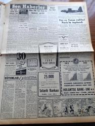 Vatan Gazetesi - 30 Temmuz 1954 - Ahmet Emin Yalman Köşe Yazısı - Zihni Betil Ve Cemal Reşit Eyüboğlu Cumhuriyet Halk Partisinden İstifa Etti - Kurultay Seçime Girmeme Ve Meclisi Terk Etme İşini Cumhuriyet Halk Partisi Meclisine Bıraktı - Yeni Sabah Gazetesi Sahibi Safa Kılıçlıoğlu Karakola Düştü - Türkiye Turizm Kurumu Başkanı Lütfi Kırdar Tarsus Yolcularının Durumunu Telsizle Bildirdi - Migros Statüsü Dün Yayınlandı - Denizde İsyan Yazan Herman Wouk Yazı Dizisi - Darıca Vapur Seferleri Başladı - Life Dergisi Amerika Harbe Yaklaşıyor Diyor - Kıbrıs Milli Türk Partisi Bir Beyanname Yayınladı - Hoş Memo Karikatür - General Ali Fuat Cebesoy'un Siyasi Hatıraları Yazı Dizisi - Nazilerin Faydalı Yegâne Mirası Otostrad - Şansı Sayesinde Yıldız Olan Kız Giovanna Ralli - Bu Yerin Ötesinde Yazan Cronin Yazı Dizisi - Hikaye Mustafa'nın Namusu Yazan Zuhal Kamran Noyan - Türkiye Bisiklet Birinciliği Dün Yapıldı - Türkiye Gençler Tenis Birinciliği - Suriye'de Hakimler Grev Yaptı - Good Year -