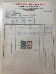 Efemera - HIRDAVAT MALZEMELERİ FATURASI - 19 KASIM 1983 - İKİZLER HIRDAVAT - OSMAN SAĞIZLI - MASLAK, İSTANBUL- BAHATTİN SAVUR - ISLAK İMZALI, KAŞELİ DAMGA PULU - 20 x 28 cm EBATLI ORİJİNAL FATURA - kitantik - kitaLog