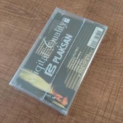 HAKAN ALTUN YARALI BİR AŞKIN ÖYKÜSÜ Kaset Sıfır .U