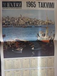 Hafta Sonu Extra Aktüalite Sinema Tiyatro Müzik ve Magazin Dergisi - 26 Aralık 1964 - Sayı:9 - Çocuklar ve Oyuncaklar - Ali Sami Yen Stadında Panik - İsmet İnönü CHP Değil Sadece Bir CHP lidir - İlhami Sancar - ''Kıbrıs Rumlarını Türk Uçakları En Geç Bir Saatte Yok Edilebilir'' - İzmir Oto Fabrikası 1.5 Yıl Sonra Türkiye'nin Yollarını Otomobil ile Dolduracak - Orta Doğuda Durum Yine Karışıyor - İtalya'da Cumhurbaşkanı Seçimi - Bon Hükümeti Nato Konferansından Memnun Değil - Noel Partisi Dayak Partisi - Dünya Çocuklarının Bayramı - Yılın Moda Oyuncakları - Sevimli Hayvanlar - Vitrinler Oyuncak Dolu - Bebek Kardeşler - KAlede Nöbetçiler Bekliyor - Karar Veremiyor - Oyuncaklar Göz Kırpıyor - İyi Biten Bir Yılbaşı Gecesi - Canavarlar Vadisi Çizgi Romanı - 1964 ve Olaylar - Acemi Kaşifler Az Kalsın Donuyorlardı - 1965 Takvimi - Ünlü Sinema Yıldızları 1965 Yılında Ne Diliyorlar? - Kesenize Göre Yılbaşı Sofrası - Çifte Nikah - Doris Day fotoğraf ve haberi - Tam Takım Dergi