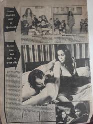 Pazar Haftalık Aktüalite Sinema Tiyatro Müzik ve Magazin Dergisi - Eskiden mesleğini seven bir öğretmendi - Derken içine kurt düştü ve artist oldu - Ülkü Ülker - Türkan Şoray - Rüçhan Adlı - Murat Köseoğlu - Kadir İnanır Altın Kozayı Eve Bırakıp Soluğu Sette Aldı - Gülşen Bubikoğlu - Emel Özden fotoğraf ve haberi - Dergi Tam Değildir Sadece 2 Sayfası Mevcuttur - Dergi Kapağı Yoktur