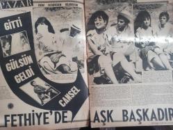 Pazar Haftalık Aktüalite Sinema Tiyatro Müzik ve Magazin Dergisi - 8 Mayıs 1970 - Sayı:711 - Cüneyt Arkın - Puri Banai - Betül Işıl - Cihangir Gaffari - Fethiye'de Aşk Başkadır - Ekibi Fethiyeden Bildiriyor - Malkoçoğlu'nun Seti, Kavgalar, Aşklar ve İşi Bırakıp Kaçanlar - Türkan Şoray - Zeynep Aksu - Hüseyin Rahmi Gürpınar - Nilgül Utku - Zeynep Aksu - Nedret Güvenç - Mümtaz Ener - Filiz Akın 70 İlkbahar ve Yaz Gradrobunu Sunuyor - Dönme Dolap Dönüyor - Leyla Sayar Yılmaz Gündüz aşkı aldı yürüdü - 1970 yazına hızlı giren Oya Peri açıkladı: Bekarlık Canıma Tak Etti - Yeşilçam'ın Güzel Annesi Uzun Bir Yolculuğa Hazırlanıyor - Belgin Doruk Tokyo'ya Gidecek - Fatma Girik - Ekrem Bora fotoğraf ve haberi - Dergi Tam Değildir Sadece 20 Sayfası Mevcuttur - Dergi Kapağı Yoktur