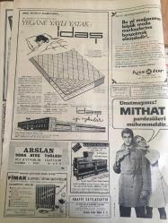 HÜRRİYET GAZETESİ  19 AĞUSTOS 1968 YIL :21 SAYI :7296---Beş silahlı ,hasımları olan şahsı kahveyi basıp öldürdü ---Türkeş :Bin CKMP li gence komando  eğitimi yaptırıyoruz---Lise sayısı sabit  tutulacak ---Demirel :Türkiye de idareye senet çıkarmışlar var dedi --Yunan propagandasından ürküp arabalarına cami ve ay resmi çizdiler ---Cemiyet içinde asalak  yaşamak istemiyorum ---İki jandarma birliği arasında  yanlışlıkla silahlı müsademe oldu bir assubay şehit düştü ----Ağabeyinizin sıhhati iyi 23 Ağustos ta Türkiye ye gelmeyi düşünüyorlar ---Hamile iken çok sigara içen kadınların  bebekleri normalden küçük doğuyor ---Kızıldeniz de gündüzleri yandık geceleri donduk ----Türkofon :Yüksel Özkasap ----Galibiyet Kaçıran Beşiktaş Oldu :0-0---Marmara Kupasını Plaısir kazandı ---Güreşçiler 2050 metre yükseklikte Olimpiyat hazırlıklarına başlıyor ----M.United -City Maçında seyirciler birbirine girdi ---Ağustos ayı bedava yaz tatilin ikinci grubu güneş ve denize  kavuştu ----
