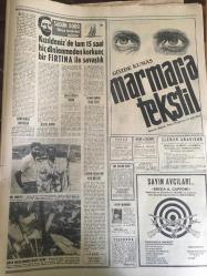 HÜRRİYET GAZETESİ  18 AĞUSTOS 1968 YIL :21 SAYI :1968--Etekler göbekten 20 santim aşağıda ---Sabık bir Yunan Bakanı Türkiye ye iltica etti ---Türk Ordusunda nöbet devri ---İşçilerin emeklilik maaşı en az 300-350 lira olacak ---Kaza geçiren İngiliz  kızı adresini kaybettiği  Türk sevgilisini arıyor ---Grevdeki seyislere hücum eden bir at sahibi  yaralandı ---Frank Sinatra Mia Farrow Boşadılar ---Kocam benden uzaktaysa  flört etmesini tabii bulurum ----Kadının Çalışması Evlilik İçin Zararlı Mı ?---Arjantin de bir  uçan daire hasta bakıcının yüzünü  yaktı ----Kızıldeniz de tam 15 saat hiç dinlemeden  korkunç  bir fırtına ile savaştık ---Beşiktaş ve Galatasaray A.Sami Yen de Buluşuyor ---Yusuf Beşiktaş tan  200 bin lira istiyor ---G.Tepe -A.Ordu ,Altay -İzmirSpor---Osman ın Mersin de kalması sevinç  yarattı --Futbolcular ayda 10 ar bin lira alıyor ---Uluslararası Tenis Turnuvası Yarın  İstanbul da Başlıyor --İstanbul Valisi Polis Suç İşlenen Yere Girer ---
