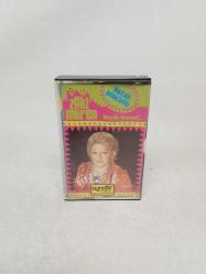 Zeki Müren - Nazar Boncuğu Kaset - Kartonetli- Alman BASKI - UZELLİ 2713/517