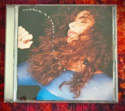 GLORIA ESTEFAN INTO THE LİGHT