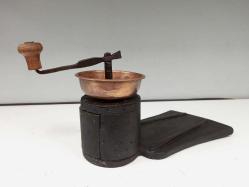 Antika Dönem Osmanlı Kahve Değirmeni