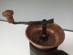 Antika Dönem Osmanlı Kahve Değirmeni